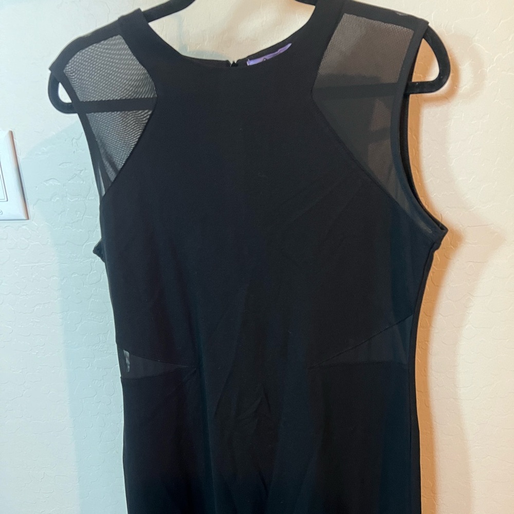 Elegant Black Sleeveless Dress